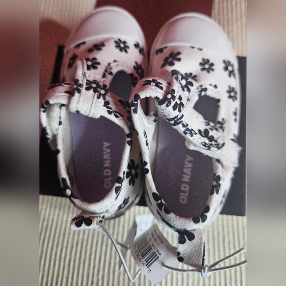 NWT Old Navy Kids Floral Loafers Size US 5 - Picture 5 of 6